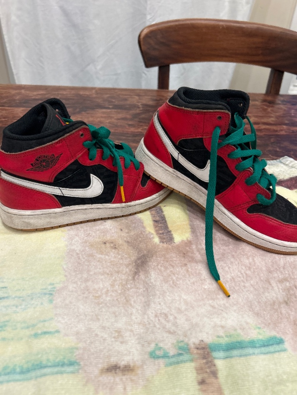 Nike Kid Air Jordon Mid 1